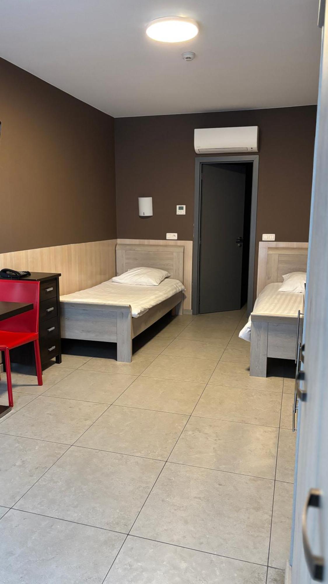 Hotel La Louve La Louvière Zewnętrze zdjęcie