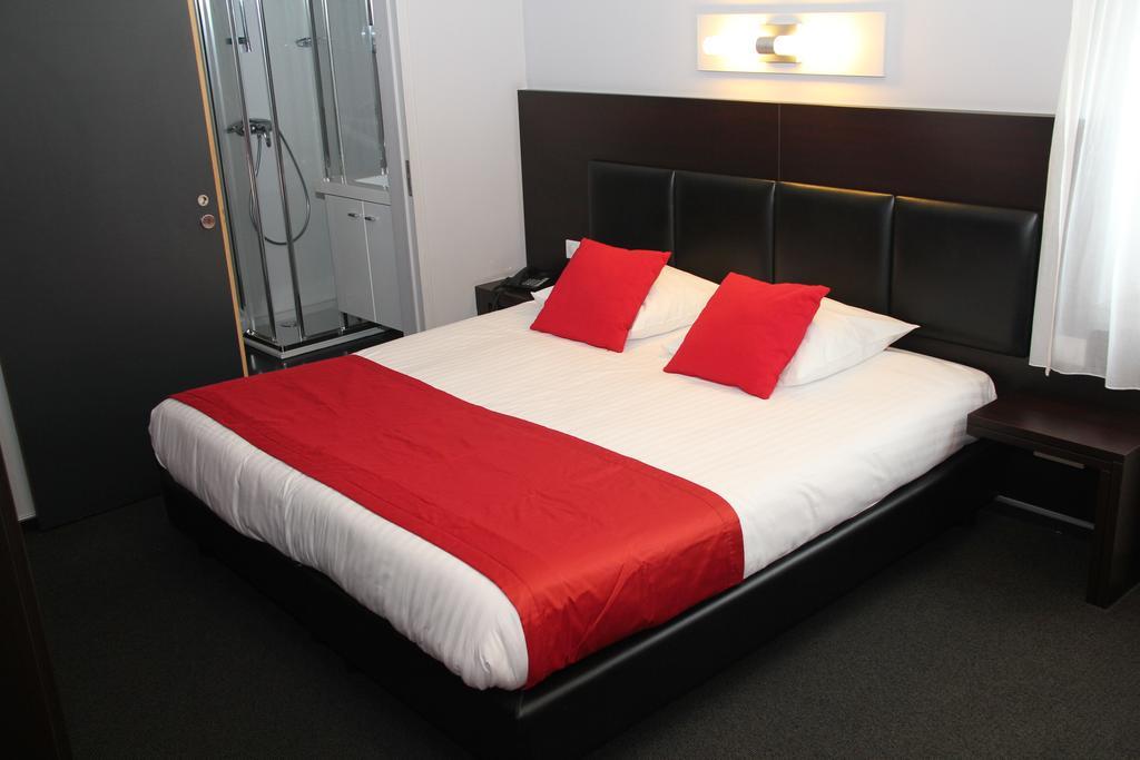 Hotel La Louve La Louvière Zewnętrze zdjęcie
