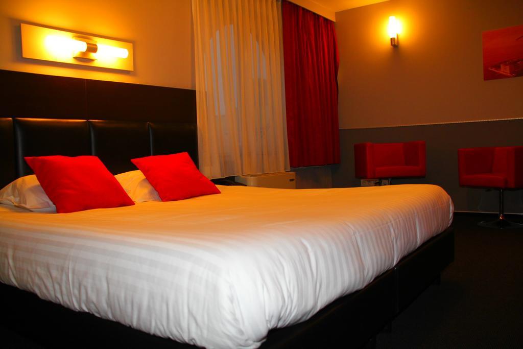 Hotel La Louve La Louvière Zewnętrze zdjęcie